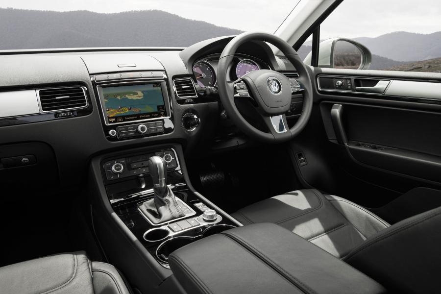  Volkswagen Touareg V6 TDI 2015 года  (AU) (фото 14 из 17)